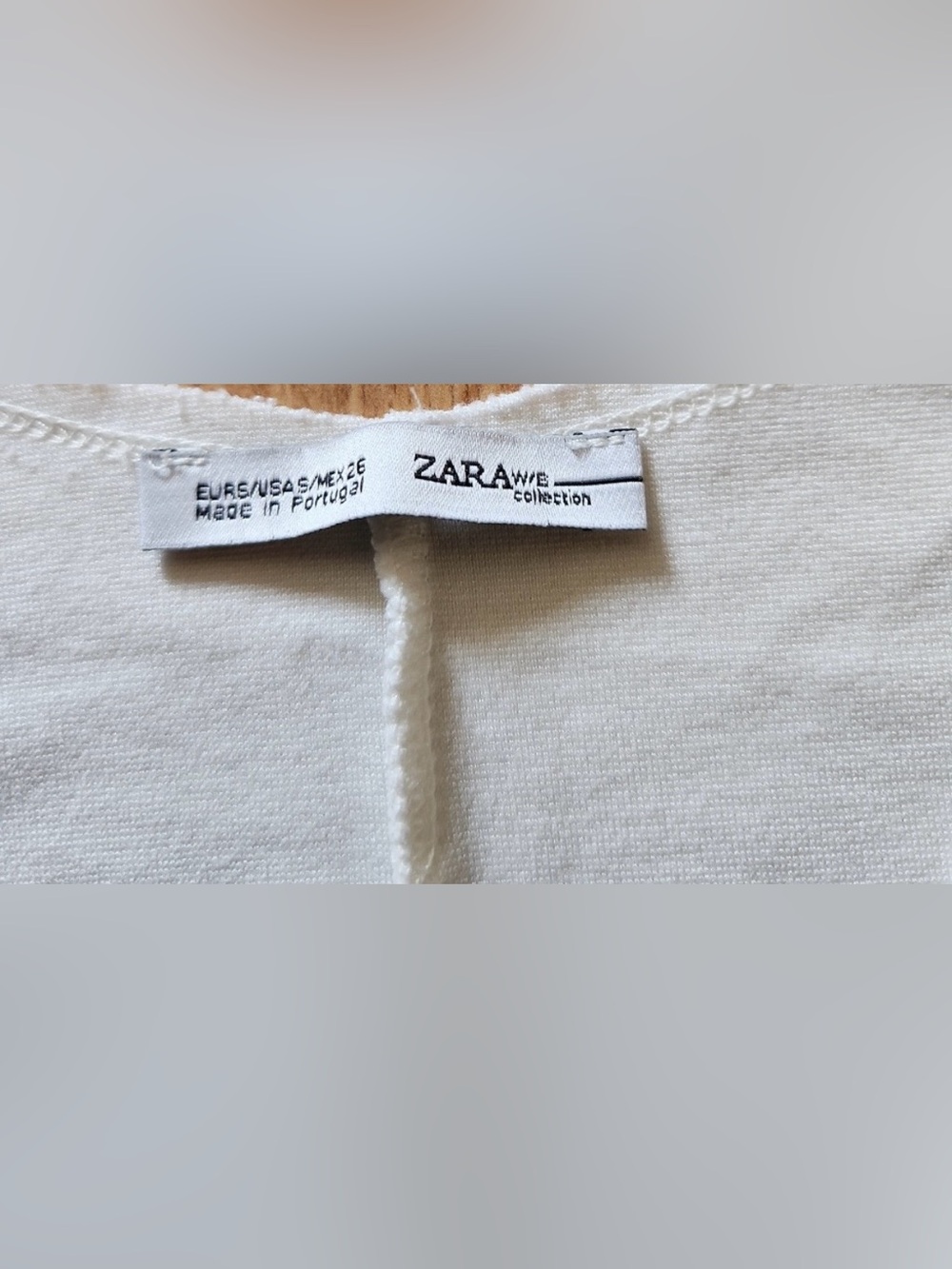 FREE w/purchase S/M Zara V-Neck Graphic T-shirt boxy tee SOLD OUT COLLECTION - Picture 4 of 5